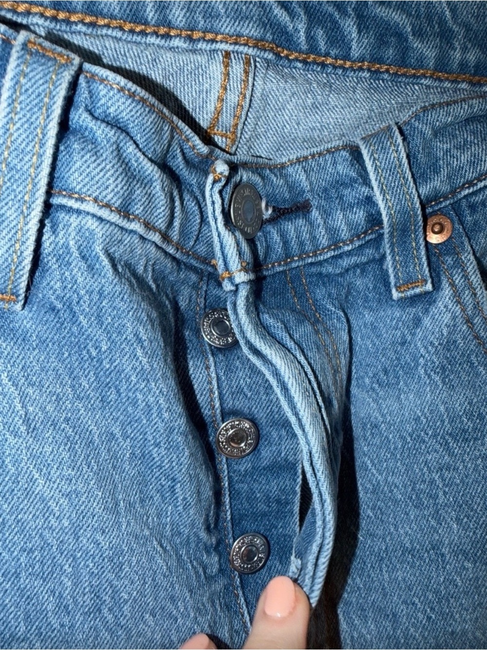 Levi’s 501 Original Fit Jeans Women’s 30x30 Button Fly Distressed Raw Hem